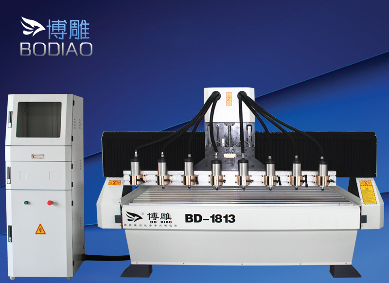 一拖八 多頭木工家具雕刻機(jī)